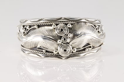 Native America Navajo Sterling Silver Leaf Bracelet Cuff By Darrell Morgan.