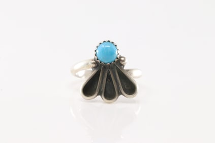 Native America Navajo Sterling Silver Turquoise Ring By Geraldine James.
