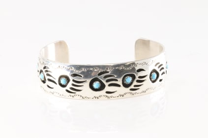 Native America Navajo Sterling Silver Bear Paw Turquoise Bracelet Cuff By Pearlene Spencer Talley.