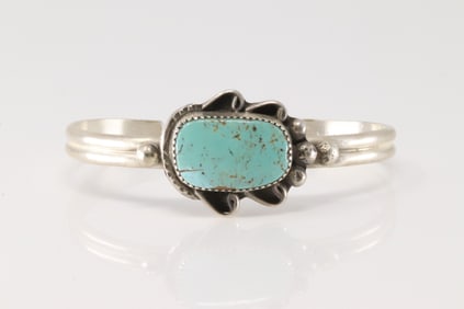 Native America Navajo Sterling Silver Kingman Turquoise Bracelet Cuff By Judith Dixon.