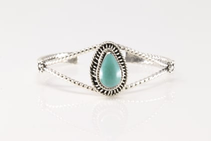 Native America Navajo Sterling Silver Turquoise Bracelet Cuff By Sadie Jim.