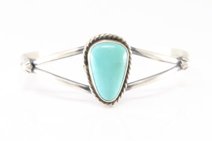 Native America Navajo Sterling Silver Kingman Turquoise Barcelet Cuff By Augustine Largo.