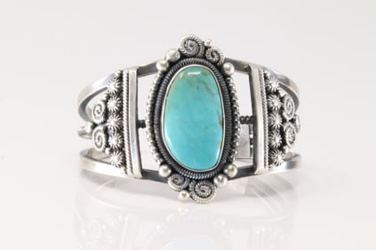 Native America Navajo Sterling Silver Kingman Turquoise Bracelet Cuff By Rosita Calidi.