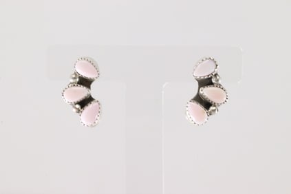 Native America Navajo Sterling Silver Pink Conch Shell Post Earring's By Maxine Ramirez.
