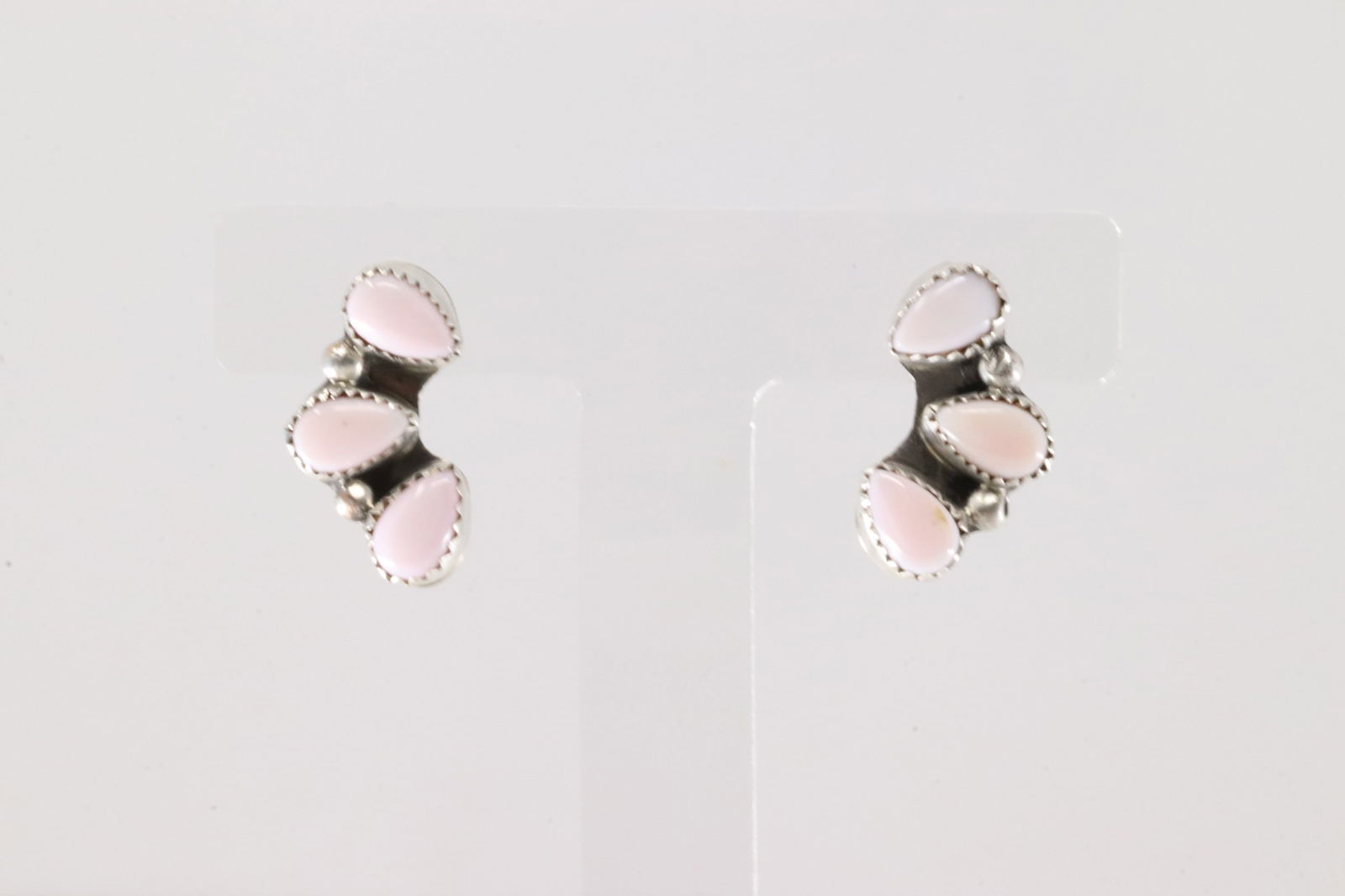 Native America Navajo Sterling Silver Pink Conch Shell Post Earring's By Maxine Ramirez. (1 of 3)