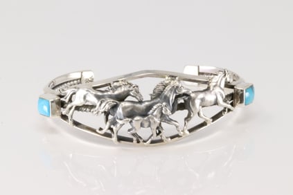Native America Navajo Sterling Silver Turquoise Horse Bracelet Cuff By Bobby Platero.
