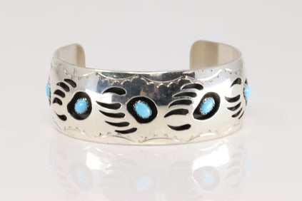 Native America Navajo Sterling Silver Bear Pae Bracelet Cuff By Pearlene Spencer.
