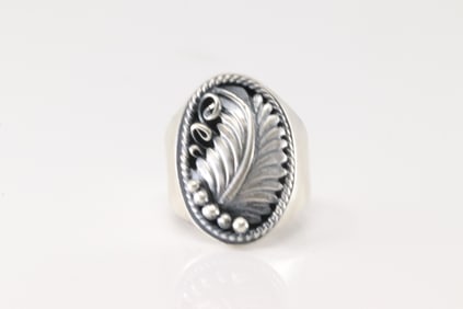 Native America Navajo Sterling Silver Solid Leaf Ring By Genevieve Burnside.