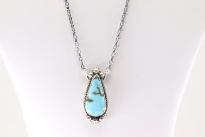 Native America Navajo Sterling Silver Kingman Turquoise Necklace By Augustine Largo.