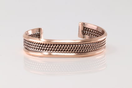 Native America Navajo Copper Bracelet Cuff By Elaine Tahe.