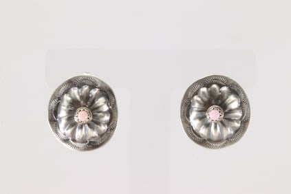 Native America Navajo Sterling Silver Pink Conch Post Earring's By Joan & Ryan Begay.