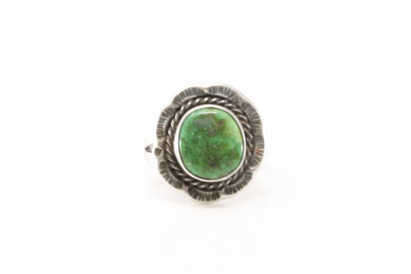 Native America Navajo Sterling Silver Sonora Gold Turquoise Ring By F.: This is a Native America Navajo Sterling Silver Sonora Gold Turquoise Ring By F. Ring size: 8.00.