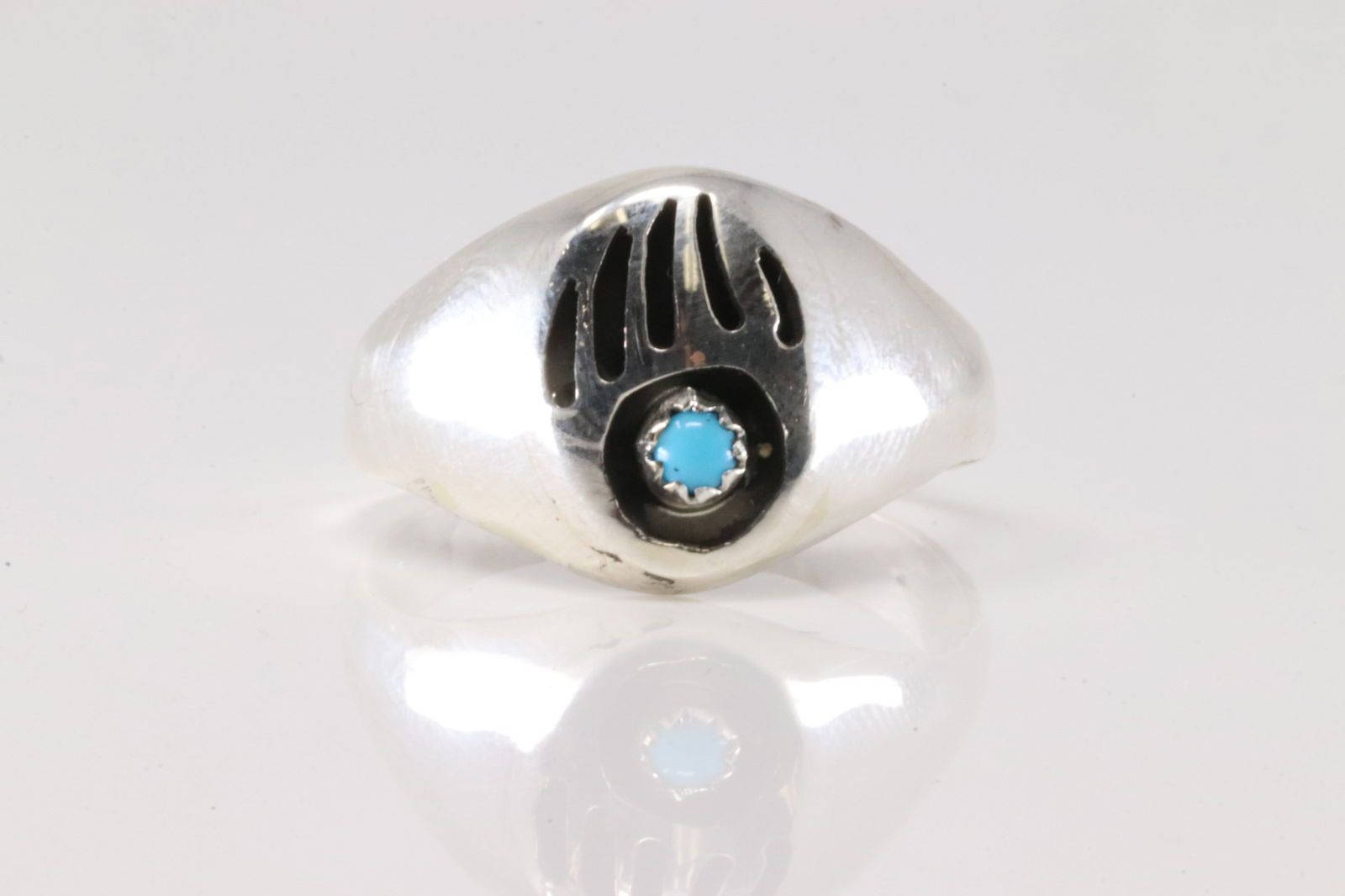 Native America Navajo Sterling Silver Bear Paw Turquoise Ring By Pearlene Spencer Talley.
