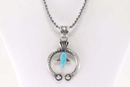 Native America Navajo Sterling Silver Kingman Turquoise Necklace By Eva Cayantenito.
