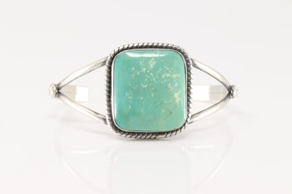 Native America Navajo Sterling Silver Kingman Turquoise Bracelet Cuff By Alfred Martinez.