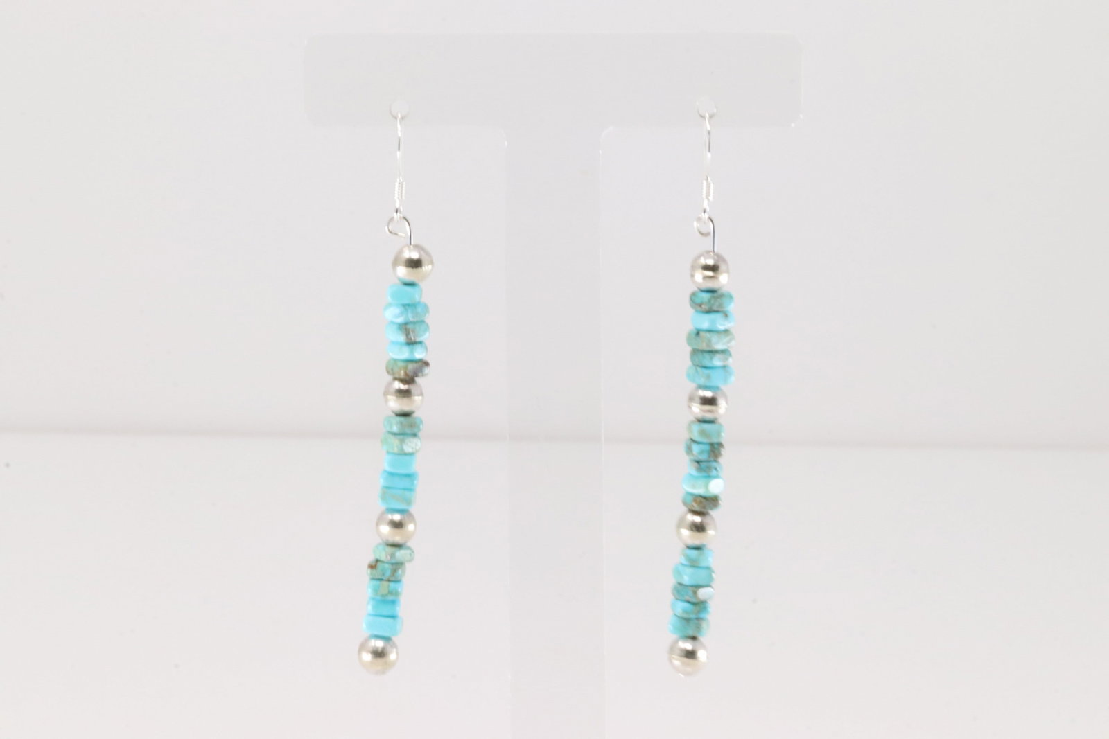 Native American Navajo Sterling Silver Turquoise / Beaded Dangling Earring's.: This is a Native American Navajo Sterling Silver Turquoise / Beaded Dangling Earring's.