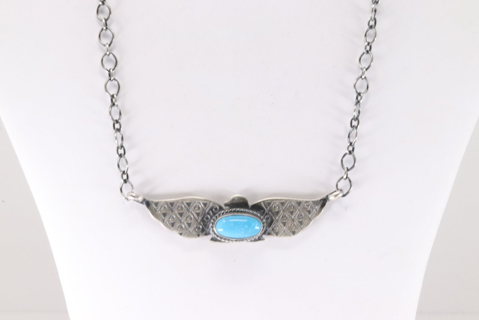 Native America Navajo Sterling Silver Turquoise Bird Necklace By Mary Ann Spencer.: This is a Native America Navajo Sterling Silver Turquoise Bird Necklace By Mary Ann Spencer. Necklace length: 18.00"