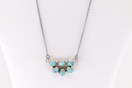 Native America Navajo Sterling Silver Kingman Turquoise Necklace By Maxine Ramirez.