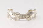 Native America Navajo Sterling Silver Feather Bracelet Cuff By B.Begay.
