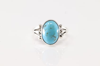 Native America Navajo Sterling Silver Turquoise Ring By Charlene Yazzie.