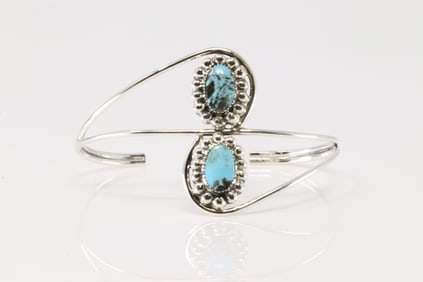 Native America Navajo Sterling Silver Turquoise Bracelet Cuff By Sadie Jim.