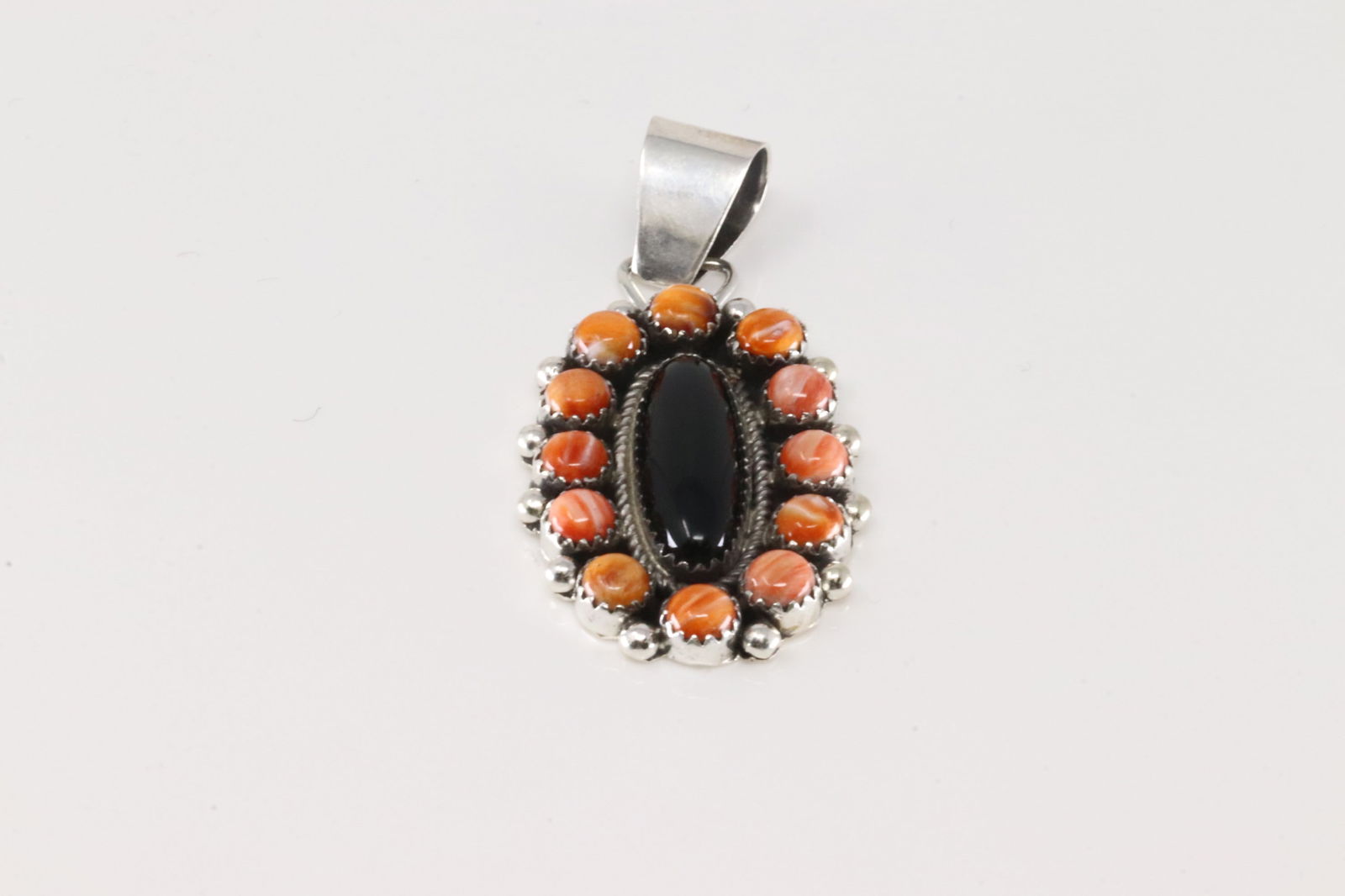 Native America Navajo Sterling Silver Spiny Oyster & Black Onyx Pendant By Ella Spencer. (1 of 3)