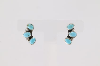 Native America Navajo Sterling Silver Kingman Turquoise Post Earring's By Maxine Ramirez.