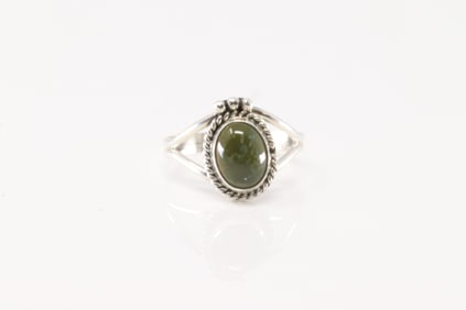 Native America Navajo Sterling Silver Turquoise Ring By Rosemary Saunders.