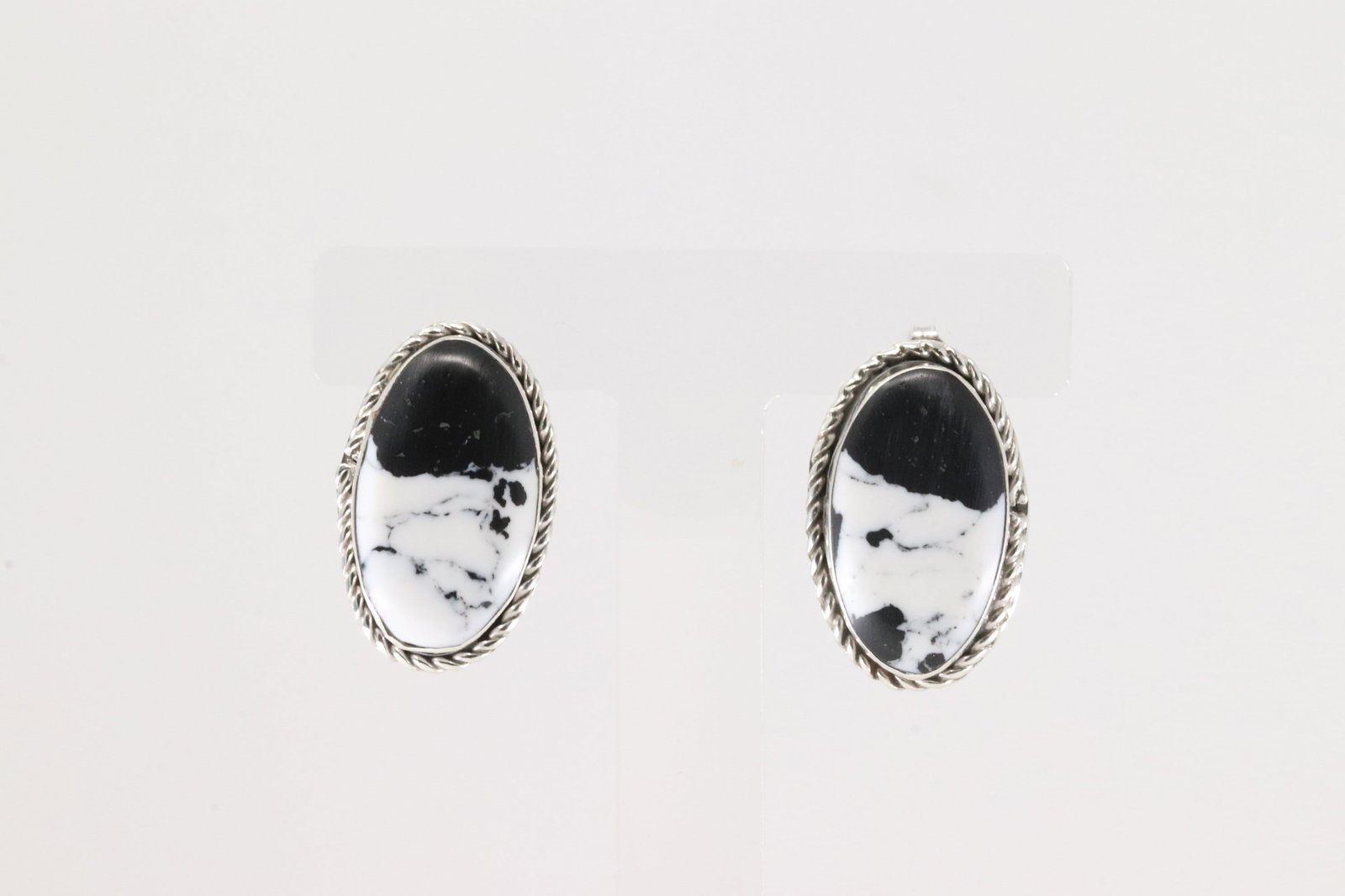 Native America Navajo Sterling Silver White Buffalo Post Earring's By Mike Dedman.: This is a Native America Navajo Sterling Silver Synthetic White Buffalo Post Earring's By Mike Dedman.