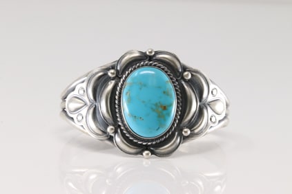 Native America Navajo Sterling Silver Turquoise Bracelet Cuff By Ray Delgarito.