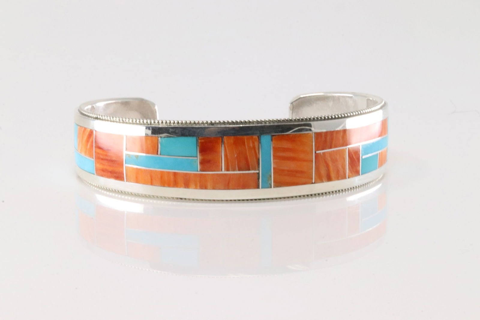 Native America Zuni Sterling Silver Spiny Oyster & Turquoise Inlay Bracelet Cuff By R.G.B.: This is a Native America Zuni Sterling Silver Spiny Oyster & Turquoise Inlay Bracelet Cuff By R.G.B.