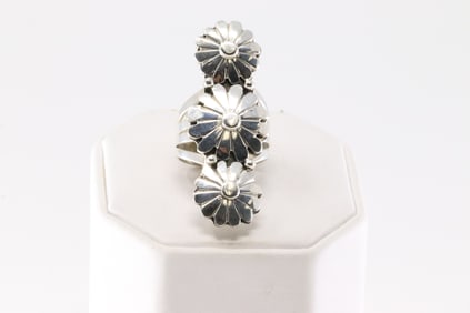 Native America Navajo Sterling Silver Solid Flower Ring By Jimmy Gacia.