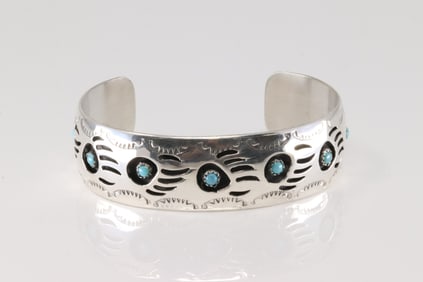 Native America Navajo Sterling Silver Bear Paw Bracelet Cuff By Pearlene Spencer.