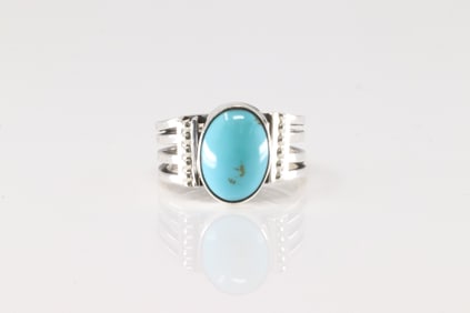 Native America Navajo Sterling Silver Turquoise Ring By Thomas Yazzie.