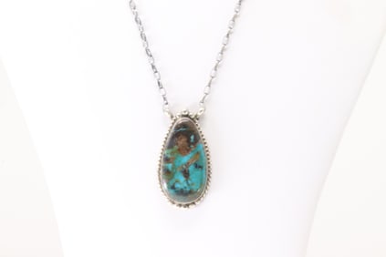 Native America Navajo Sterling Silver Boulder Turquoise Necklace By Elouise Kee.