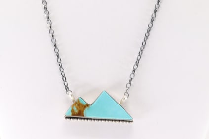 Native America Navajo Sterling Silver Kingman Turquoise Necklace By Augustine Largo.