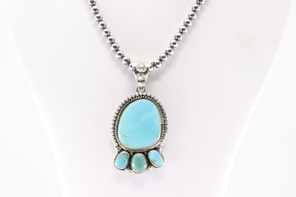 Native America Navajo Sterling Silver Kingman Turquoise Pendant By Elouise Kee. With Pearl Beaded
