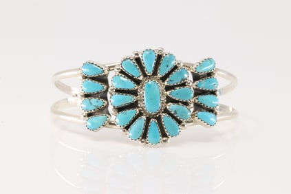 Native America Navajo Sterling Silver Kingman Turquoise Bracelet Cuff By Alicia Wilson.