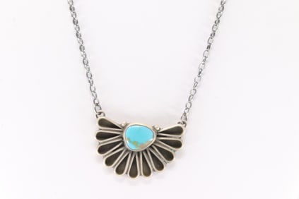 Native America Navajo Sterling Silver Kingman Turquoise Necklace By Geraldine James.