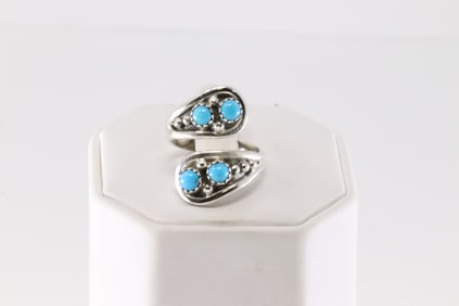 Native America Navajo Sterling Silver Turquoise Ring By Genevieve Francisco.