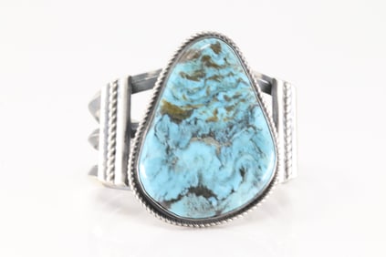 Native America Navajo Sterling Silver Kingman Turquoise Bracelet Cuff By Chimney Butte.