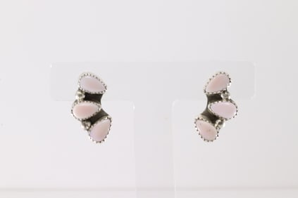 Native America Navajo Sterling Silver Pink Conch Shell Post Earring's By Maxine Ramirez.
