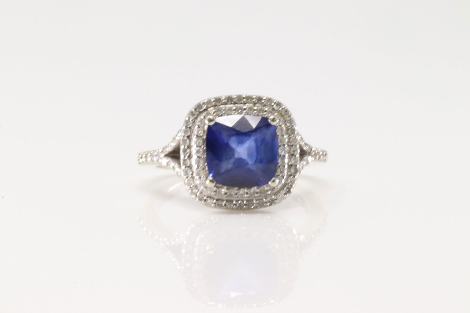 Sapphire & Diamond Ring 14Kt. (1 of 4)
