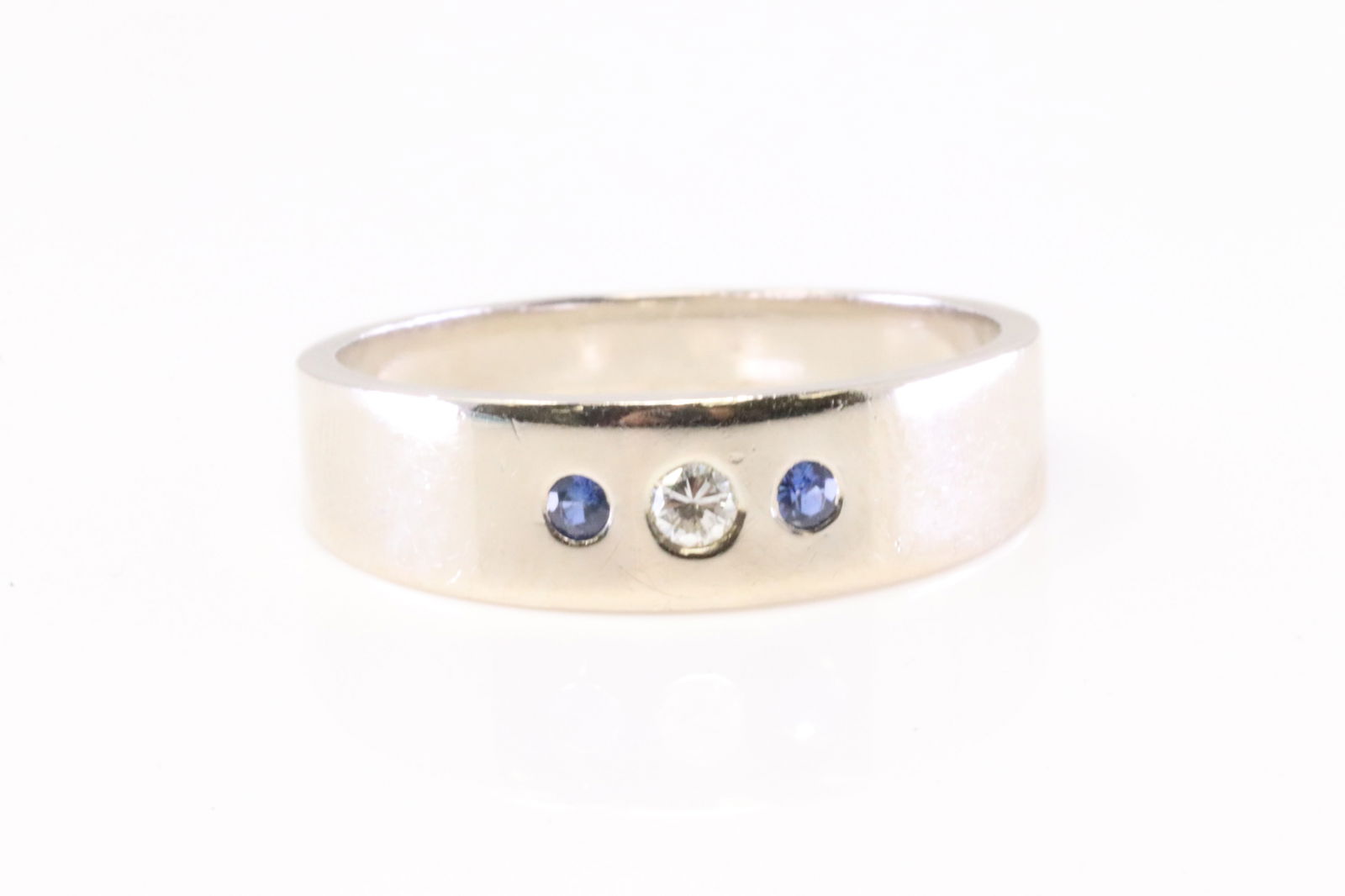 Sapphire & Diamond Ring 14Kt. (1 of 4)