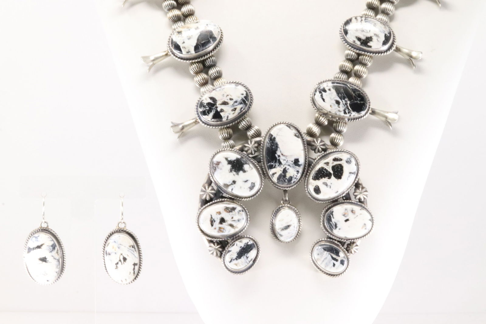 Native America Navajo Sterling Silver White Buffalo Squas Blossom Necklace & Earring's Set By Thomas (1 of 8)