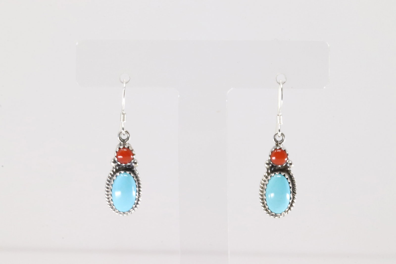 Native America Navajo Sterling Silver Coral & Turquoise Dangling Earring's By Gary Shorty.: This is a Native America Navajo Sterling Silver Coral & Turquoise Dangling Earring's By Gary Shorty.