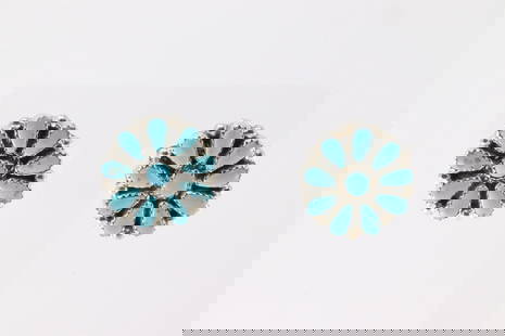 Native America Navajo Sterling Silver Kingman Turquoise Post Earring's By Alicia Wilson.: This is a Native America Navajo Sterling Silver Kingman Turquoise Post Earring's By Alicia Wilson.
