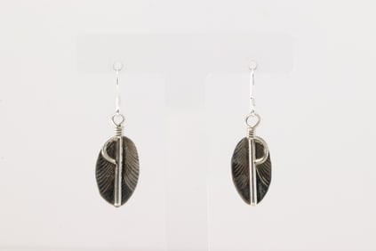 Native America Navajo Sterling Silver Feather Dangling Earring's By Aaron Davis.