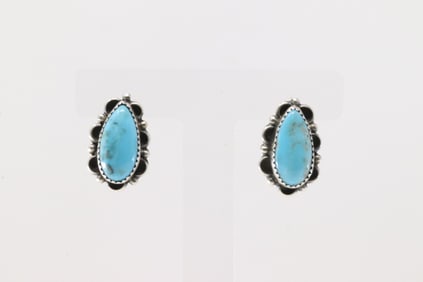 Native America Navajo Sterling Silver Kingman Turquoise Post Earring's By Freda Martinez.