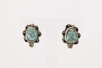 Native America Navajo Sterling Silver Kingman Turquoise Post Earring's By V.H.